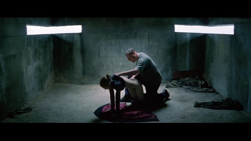 Sexy Junge (Zwang, Sex, Porno) aus dem Film The War Zone (War Zone) 1998, Lara Belmont