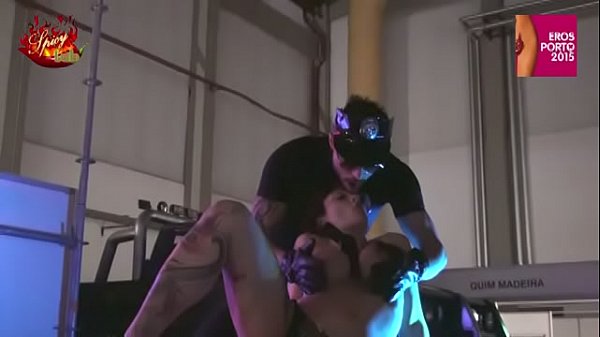 Mary Rider, una milf pervertita scopata