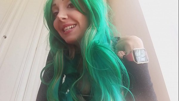 Was ist mit dieser nerdigen MILF passiert? ist übermäßig gewachsen und ...