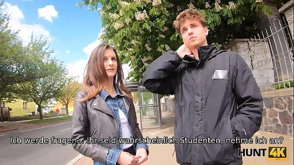 CACCIA4K. Un ragazzo ingenuo per soldi permette al cacciatore esperto di scopare la sua ragazza