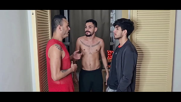 DG, o novo aluno do HSP foi recebido com A3 sex Kadu Ventri, Jotta&eacute_ e Guilhermedott