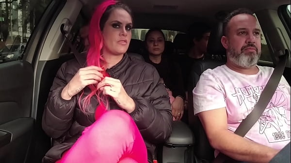 La più grande MasterChef del Brasile sale sulla cavalcata di Ted e parla di regalarle la verginità - Aritana Maroni