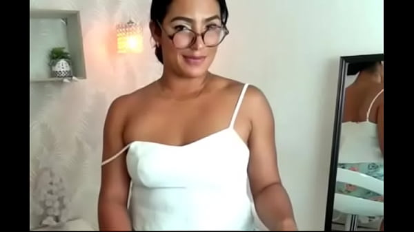 lucyxgoddes la sexy secretaria seductora