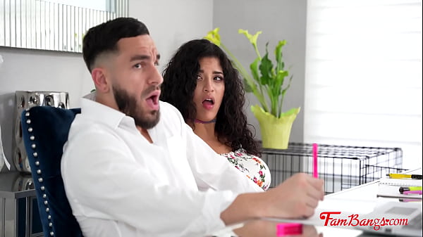 Fratellastri bloccati, decidono di scopare - Gabriella Lopez