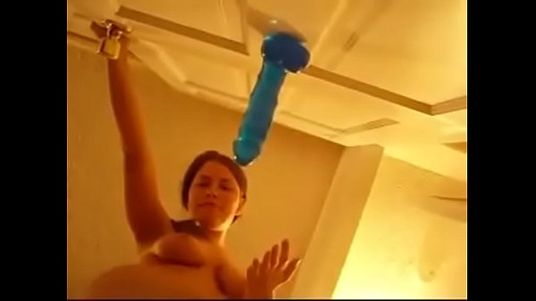 Chica masturb&aacute_ndose en directo