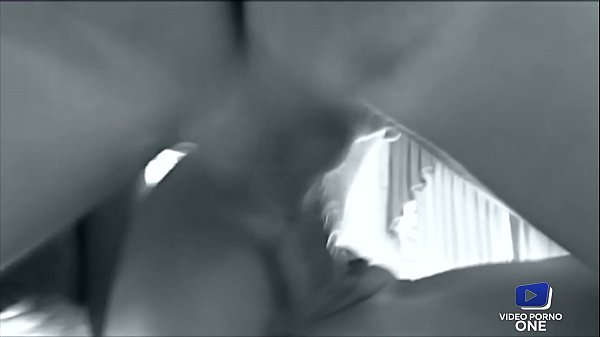 Dieser sexy Bourgeois ist ein Schwanzliebhaber