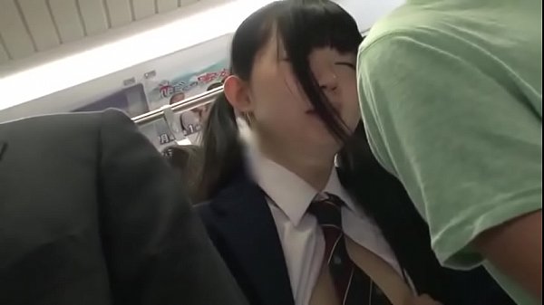 Mistura de adolescente gostosa japonesa sendo maltratada
