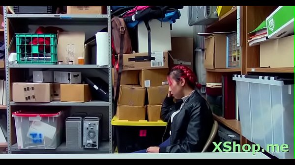 Striking Kimberly Chi can'_t get enough of fucking