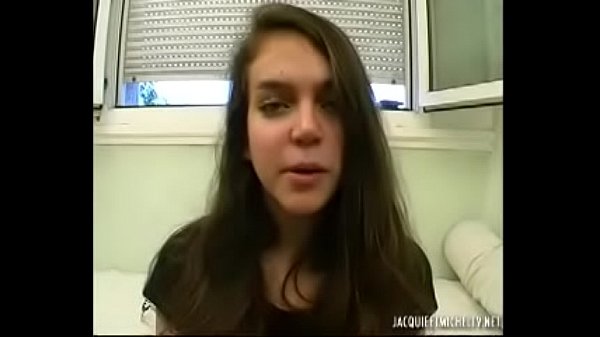 LOLA GIOVANE SLUT STA PER ASSAGGIARE LA SUA PRIMA SODOMIA