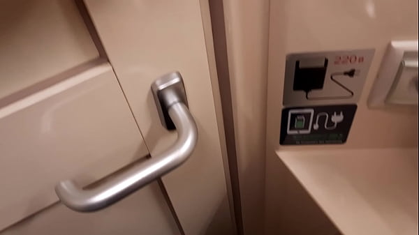 Öffentlicher Zug - Russische Eisenbahn (masturbiert) &Uuml_overnight nach Moskau