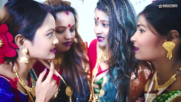 Desi Tharki Indian Jamindar Brothers teilen ihre vier Frauen gleichzeitig für echten GangBang (Hindi Audio)