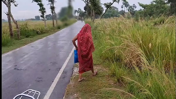 Nuova coppia indiana in luna di miele scopa all'aperto con una storia audio (video ufficiale di Mumbai ashu)