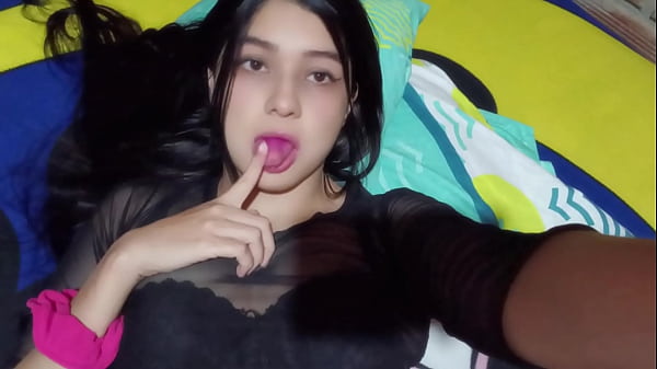 Stepsister seduces her stepbrother to fuck him with creampie after seeing his big cock in the shower in the morning (REAL HOMEMADE)