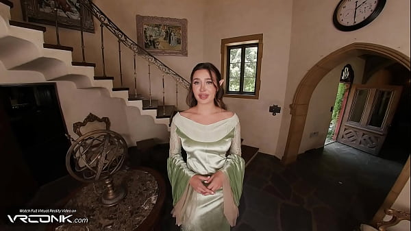 VR Conk: La elfa cachonda Arwen chupa una enorme polla y pelotas en la parodia del cosplay de El Señor de los Anillos, parte 3