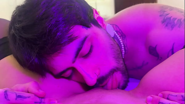 SEDUZI MEU VIZINHO NO ELEVADOR E LEVEI ELE PARA MEU APARTAMENTO PRA FODER MINHA BUCETINHA - TEASER - COLLAB MATHEUS CASTRO