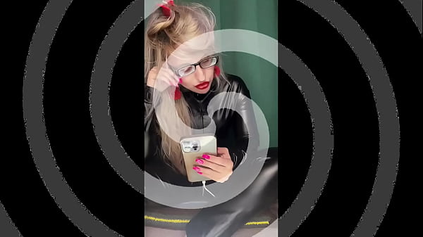 Entrenamiento de mariquita: esclavo del baño