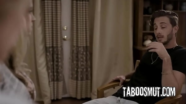 ¿Por qué haces esto? Sarah Vandella, Emma Hix