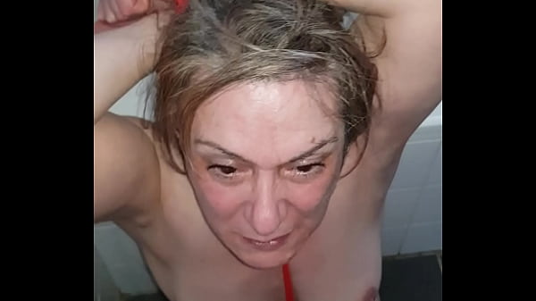 2023 03 31 Esclave F exhib et pipe