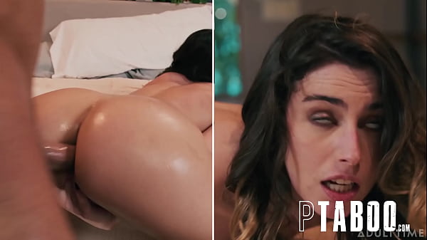 Verspielte Strips junger Mädchen