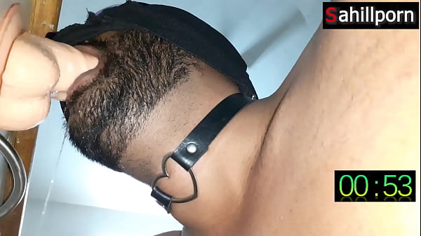 Schlampiger Deepthroat mit erotischem Halsband und Schwanz im Mund | Erstaunlicher Blick von unten auf einen extremen Blowjob