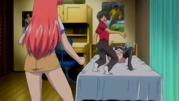 Bạn gái của tôi bắt tôi làm tình với chị kế của cô ấy mà không dùng bao cao su