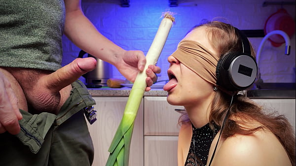 Sono rimasto scioccato! IL MIO AMICO MI HA MENTITO! HO ASSAGGIATO IL SUO DICK-XSANYANY