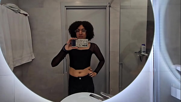 Um pequeno vídeo da minha viagem a Madrid e Roma enquanto volto a fazer vídeos quentes