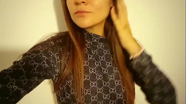 Ups vi mi cara espero que mis profesores no me reconozcan