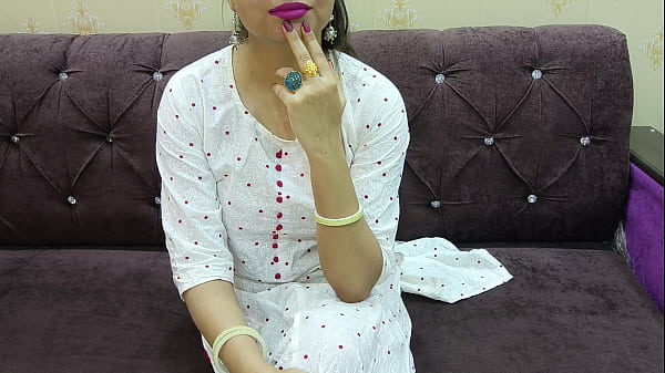 Verspieltes Amateur-Teenie-Mädchen