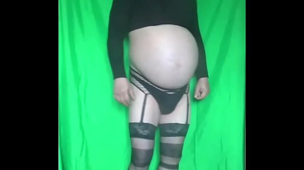 Schäme dich nicht, sei wie ich und lass mich deine Pisse schlucken, so wie ich meine eigene schlucke