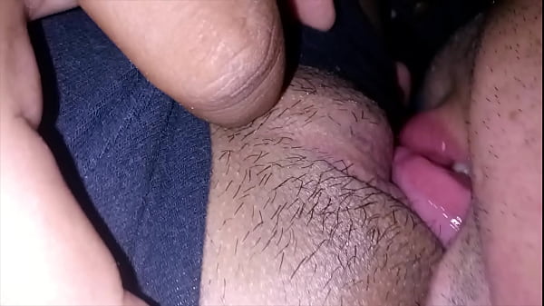 I suck my stepsister's vagina, she is a real pervert and has a very hot and lesbian pussy