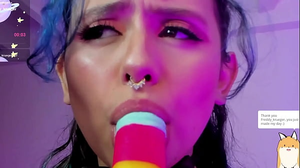 Parte 1: Alla modella webcam arrapata piace masturbarsi pensando al tuo cazzo dentro di lei.