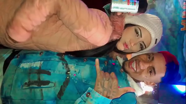 Incredibili danze adolescenti mozzafiato