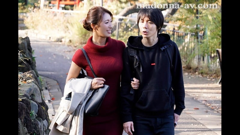 小早川丽子 [javcube 日本色情，新日本色情 7 月 177 大山雀，中出，已婚妇女英语涂胶