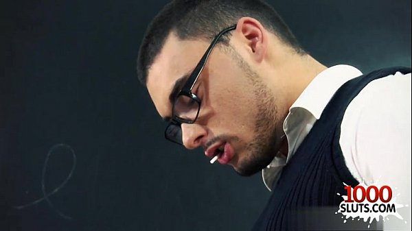 Cô gái trẻ inculata nghiệp dư